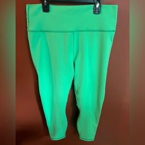 Fabletics Cropped Leggings - Lime green XL